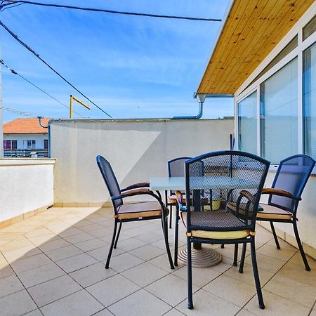 Comfort Holiday Apartment Zadar - With Parking And Balcony Exterior photo
