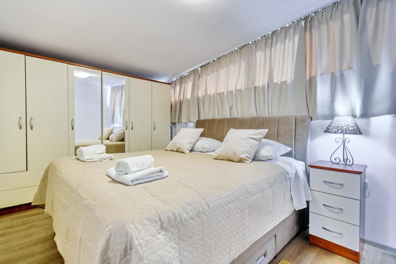 Comfort Holiday Apartment Zadar - With Parking And Balcony Exterior photo